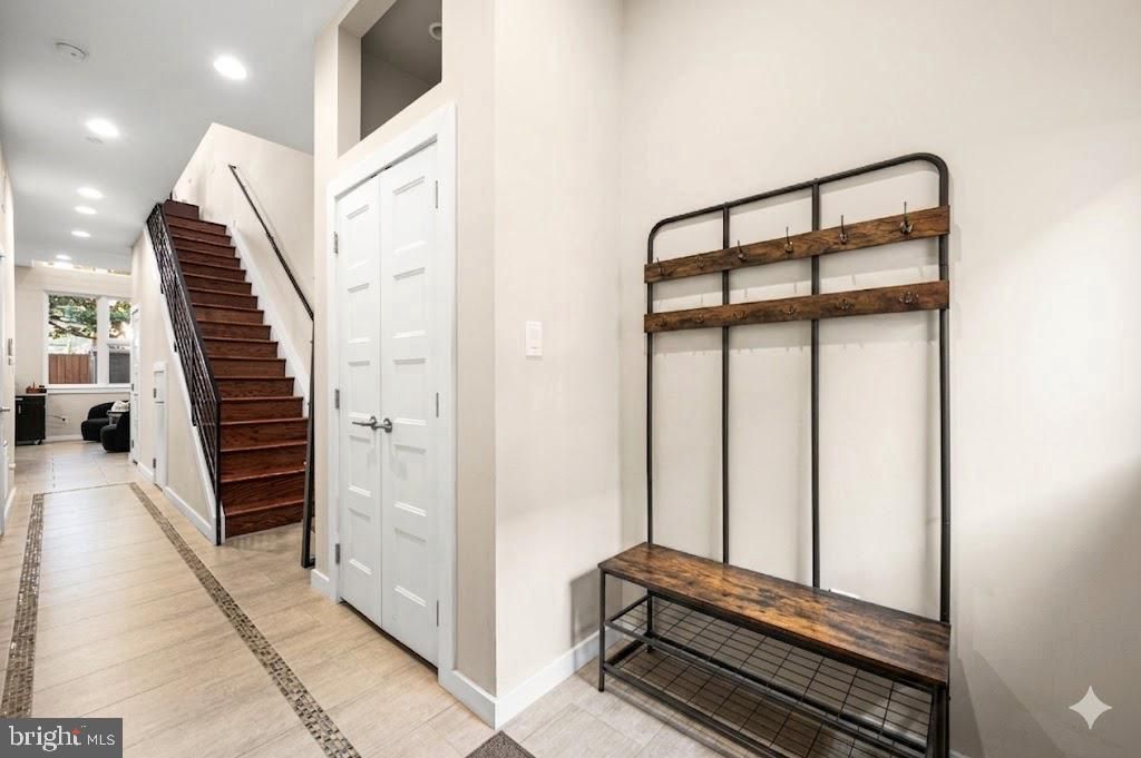 965 N RANDOLPH ST, PHILADELPHIA, PA 19123 — photo 4