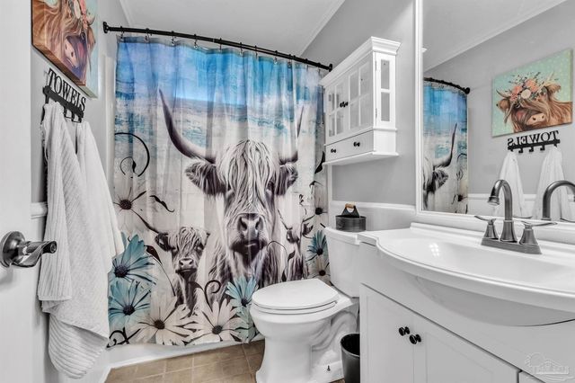 3933 Harbors Port St, Pace, FL 32571