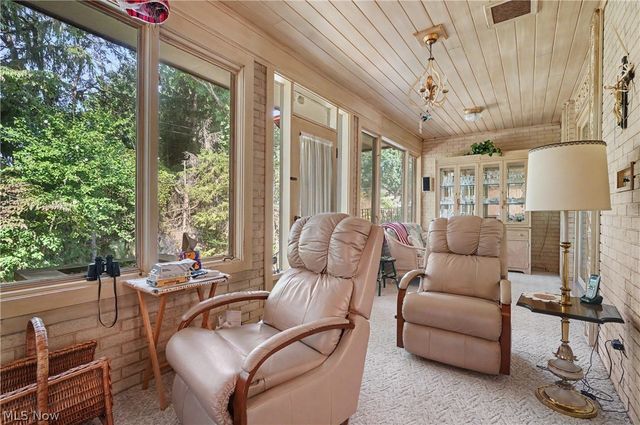 2990 Mccormick Road, Silver Lake, OH 44224