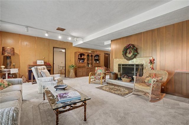2990 Mccormick Road, Silver Lake, OH 44224