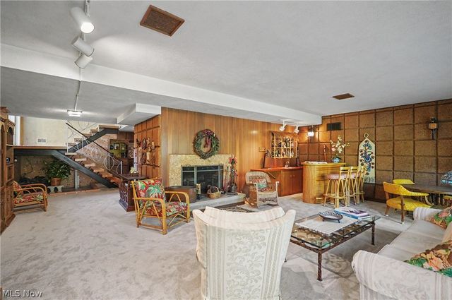 2990 Mccormick Road, Silver Lake, OH 44224
