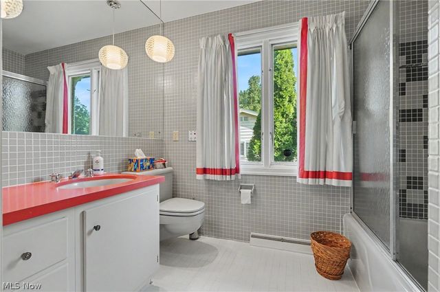 2990 Mccormick Road, Silver Lake, OH 44224
