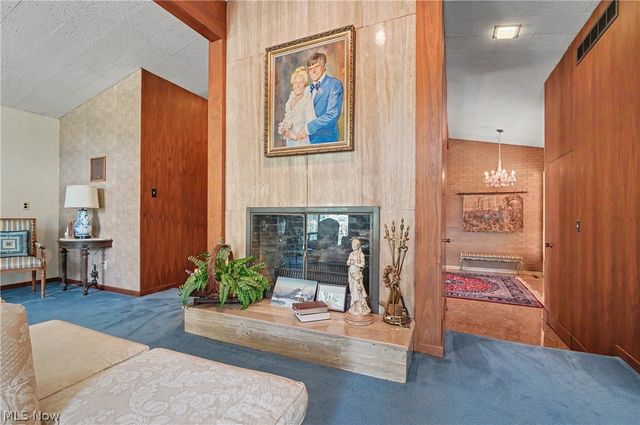 2990 Mccormick Road, Silver Lake, OH 44224
