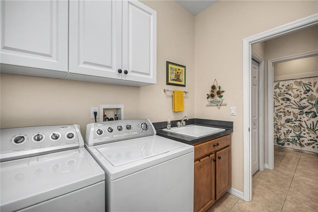 9260 COACHMAN DRIVE, Venice, FL 34293