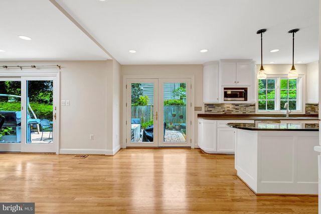 1301 STONE MEADOW WAY, Vienna, VA 22182
