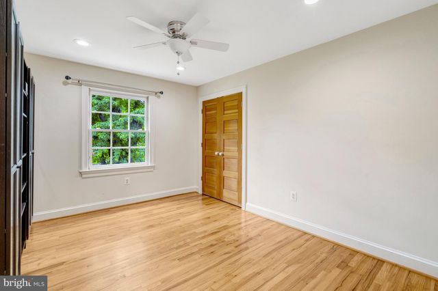 1301 STONE MEADOW WAY, Vienna, VA 22182