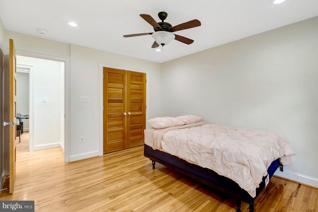 1301 STONE MEADOW WAY, Vienna, VA 22182