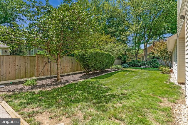 1301 STONE MEADOW WAY, Vienna, VA 22182