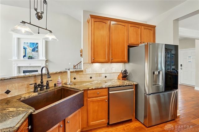 10041 Meadow Woods Lane, Washington Twp, OH 45458