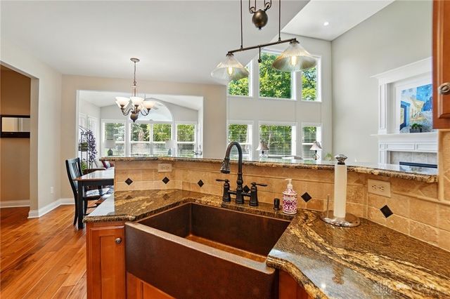 10041 Meadow Woods Lane, Washington Twp, OH 45458