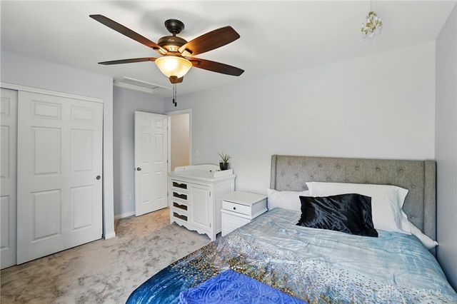 10041 Meadow Woods Lane, Washington Twp, OH 45458