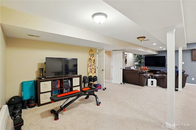 10041 Meadow Woods Lane, Washington Twp, OH 45458