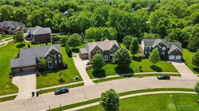 10041 Meadow Woods Lane, Washington Twp, OH 45458