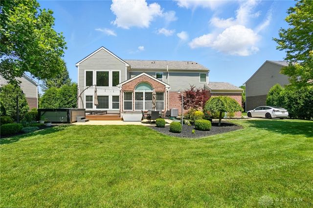 10041 Meadow Woods Lane, Washington Twp, OH 45458