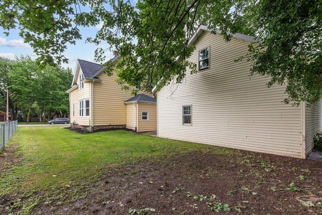 308 4TH STREET, Neenah, WI 54956