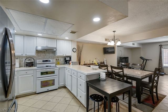 6231 West Washington Avenue, Las Vegas, NV 89107