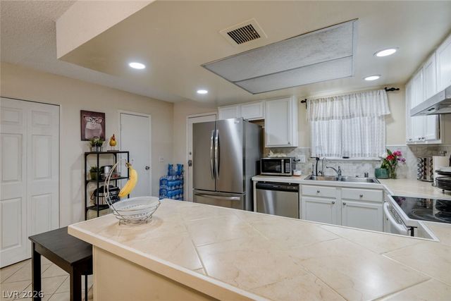 6231 West Washington Avenue, Las Vegas, NV 89107