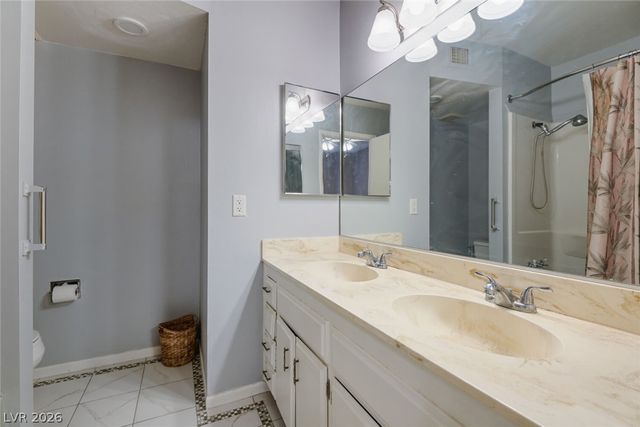 6231 West Washington Avenue, Las Vegas, NV 89107