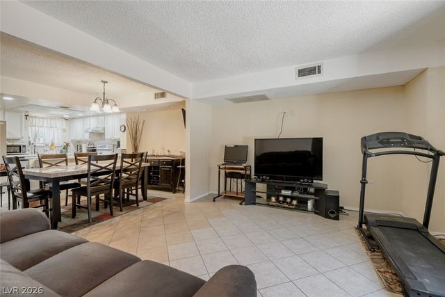 6231 West Washington Avenue, Las Vegas, NV 89107
