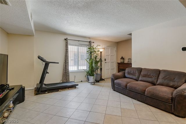 6231 West Washington Avenue, Las Vegas, NV 89107