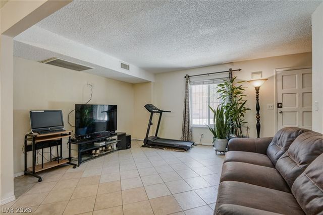 6231 West Washington Avenue, Las Vegas, NV 89107