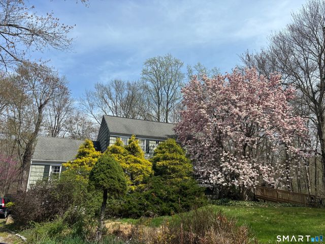 103 Steep Hill Road, Weston, CT 06883