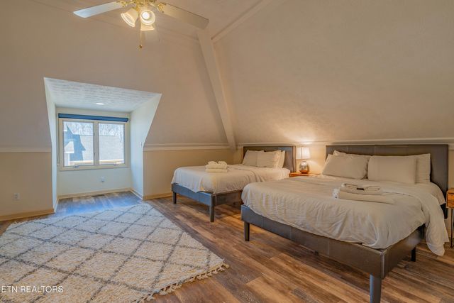 458 Maggie Mack Lane, Sevierville, TN 37862