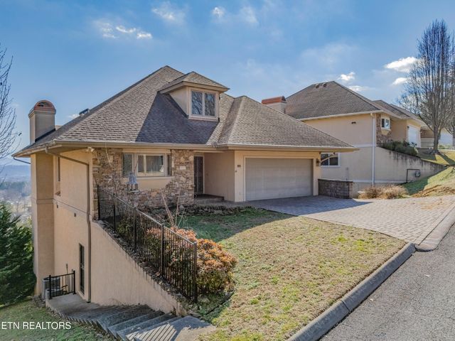 458 Maggie Mack Lane, Sevierville, TN 37862