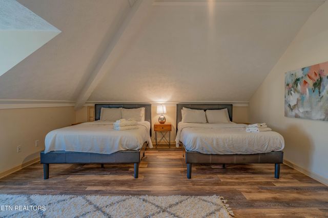458 Maggie Mack Lane, Sevierville, TN 37862