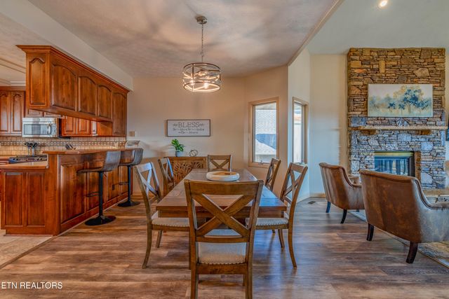 458 Maggie Mack Lane, Sevierville, TN 37862