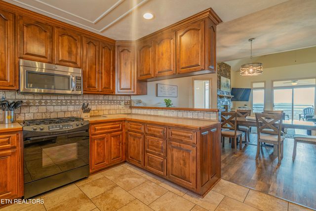458 Maggie Mack Lane, Sevierville, TN 37862