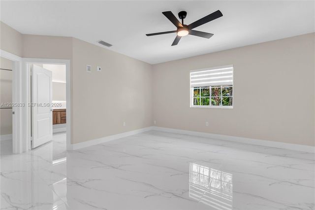 15834 SW 101st St, Miami, FL 33196