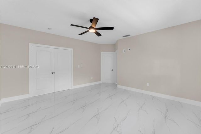 15834 SW 101st St, Miami, FL 33196