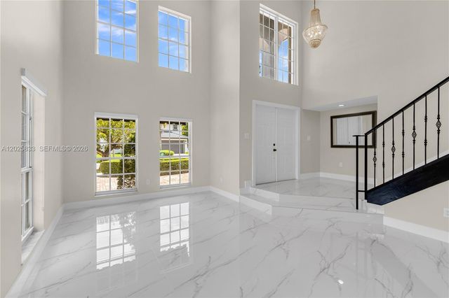 15834 SW 101st St, Miami, FL 33196