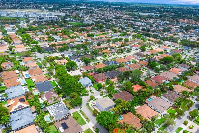 15834 SW 101st St, Miami, FL 33196