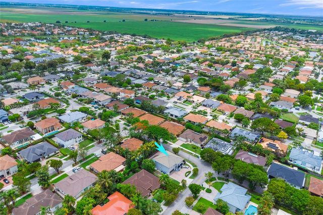 15834 SW 101st St, Miami, FL 33196