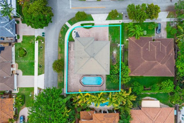 15834 SW 101st St, Miami, FL 33196