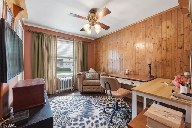 65 Carteret St, Bloomfield Twp., NJ 07003