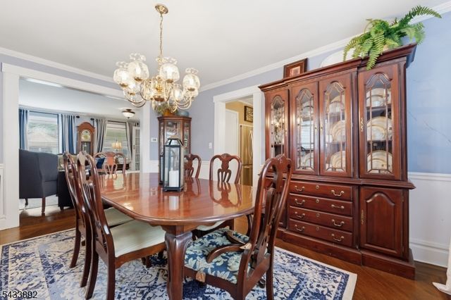 65 Carteret St, Bloomfield Twp., NJ 07003