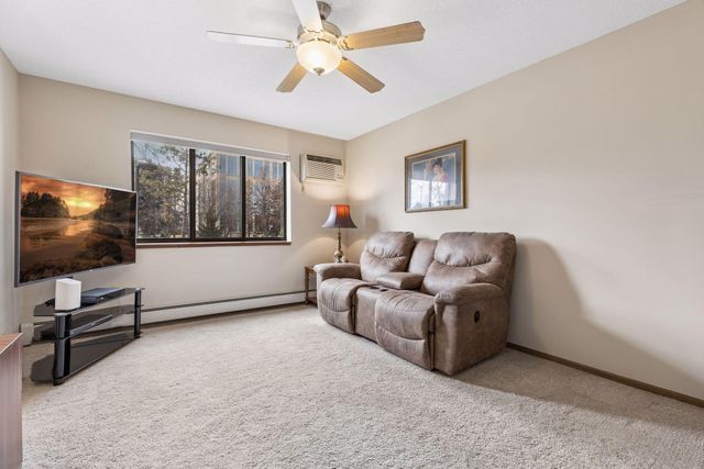 7635 Edinborough Way 5105, Edina, MN 55435