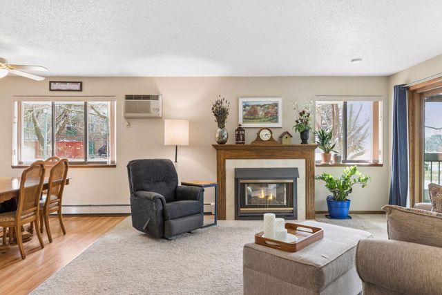 7635 Edinborough Way 5105, Edina, MN 55435