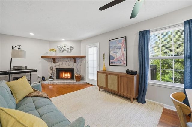 270 Quail Run, Roswell, GA 30076