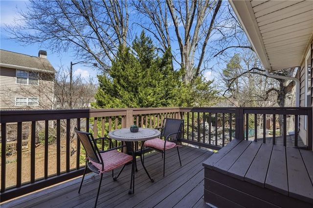 270 Quail Run, Roswell, GA 30076