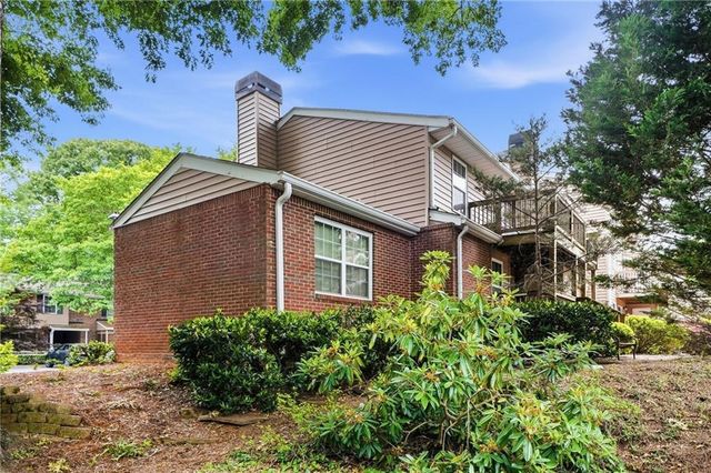 270 Quail Run, Roswell, GA 30076