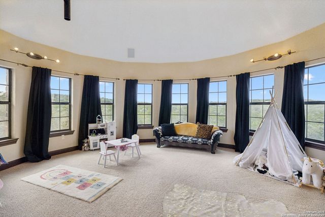 261 Coveney, Boerne, TX 78006