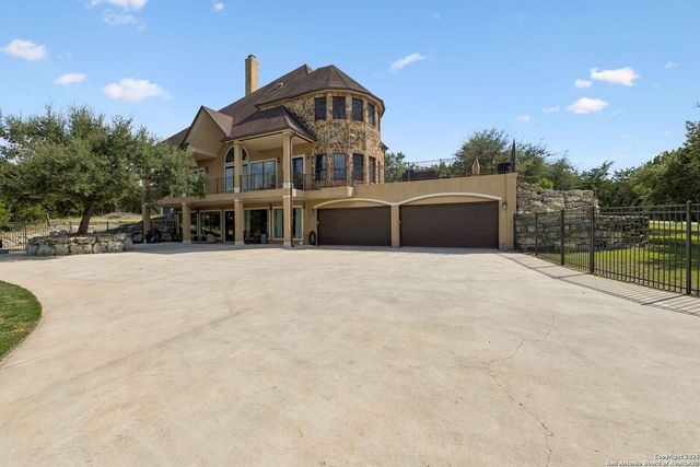 261 Coveney, Boerne, TX 78006