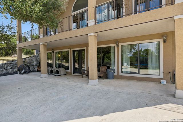 261 Coveney, Boerne, TX 78006