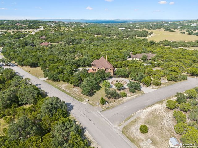 261 Coveney, Boerne, TX 78006