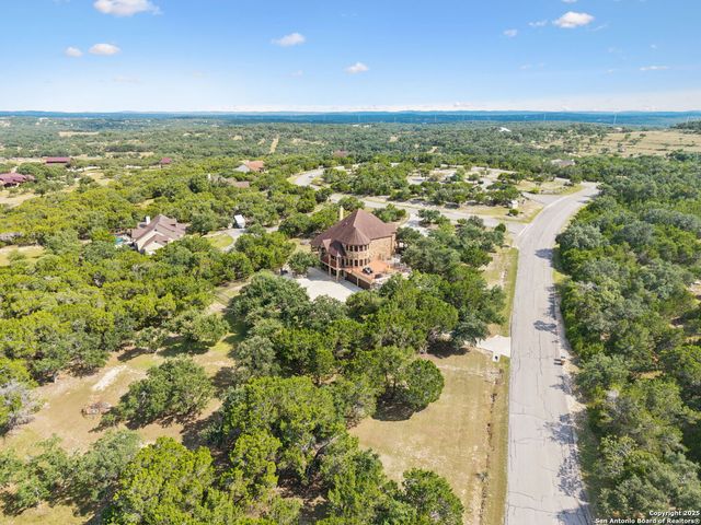 261 Coveney, Boerne, TX 78006