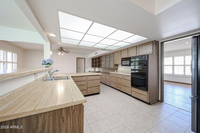 17402 N LINDGREN Avenue, Sun City, AZ 85351